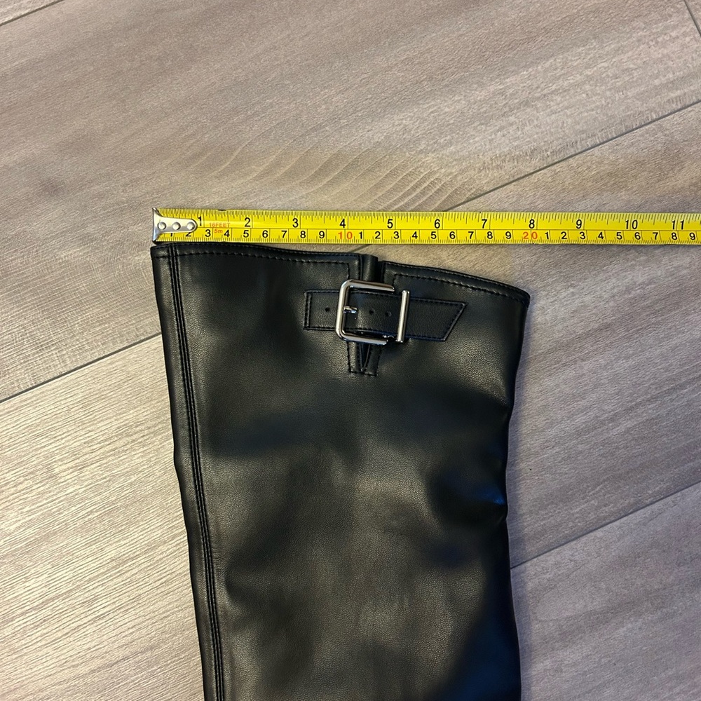 GB Game Changer over the knee lug sole boots - Picture 2 of 13